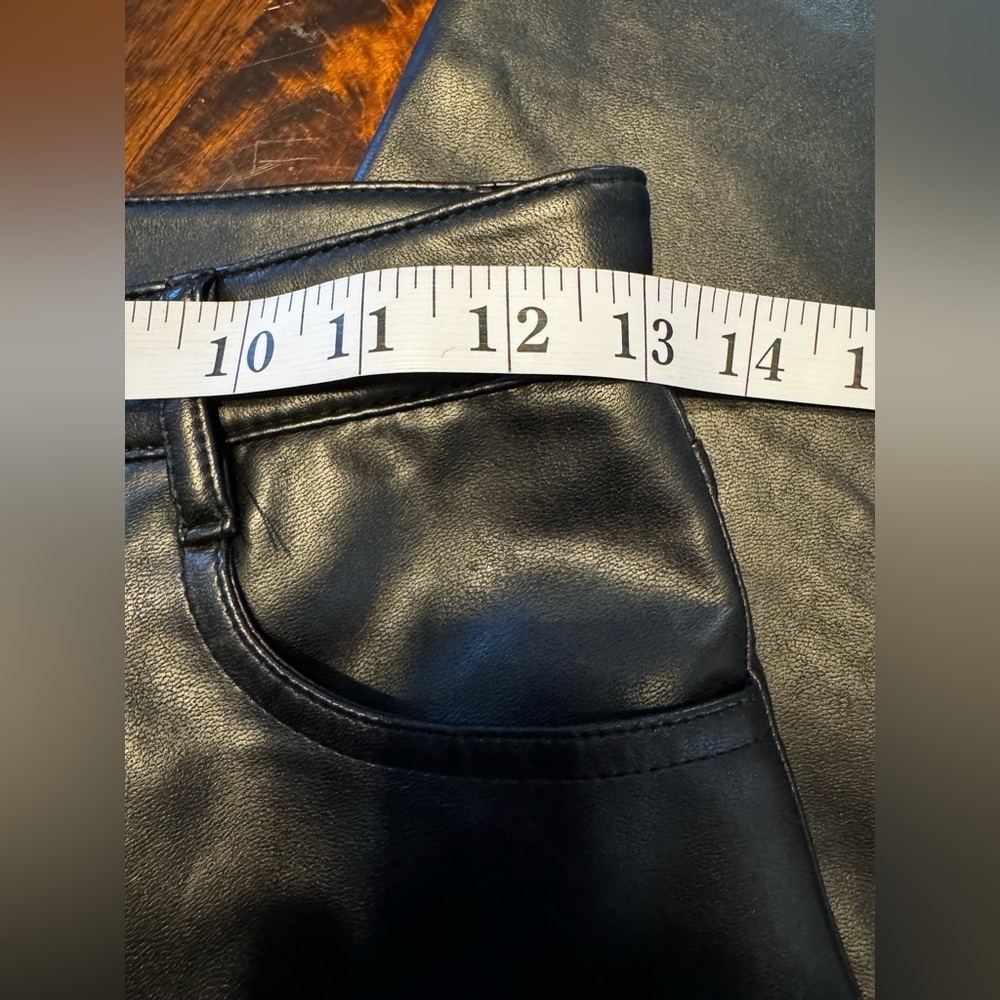 Aritzia Wilfred Melina Classic Black Vegan Faux Leather High Waisted Pant Sz 2 - Picture 11 of 11